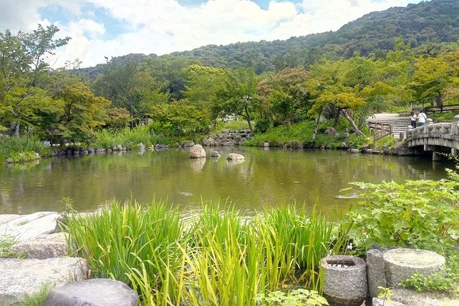 Guided Gion Tour: Explore Kyoto’s Historic Geisha District - Why a guide helps in Kyoto’s Gion district