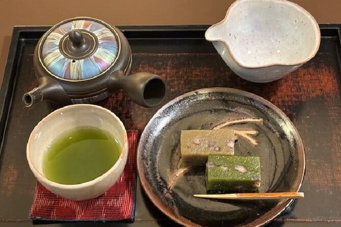 Hakata Old Town Walking Tour Tracing the True History of Fukuoka - Tochoji Temple and the Fukuoka Daibutsu