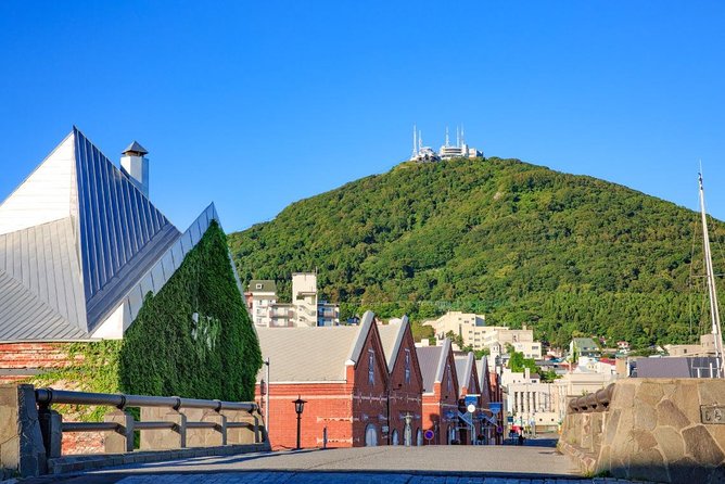 Hakodate 6hr Private Tour with Government-Licensed Guide - Kanemori Red Brick Warehouse and Bay Hakodate