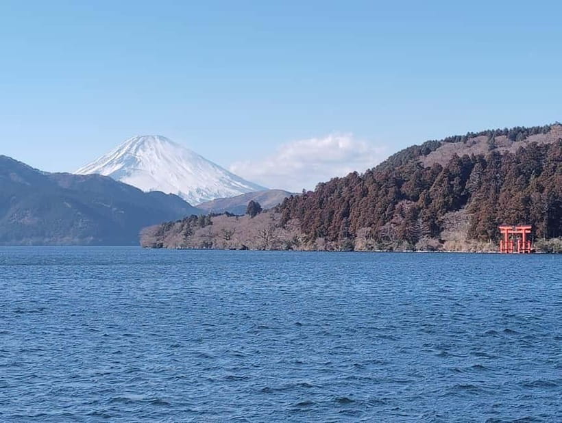 Hakone Adventure: Explore Nature’s Beauty and Tranquility - Lake Ashi by sightseeing boat