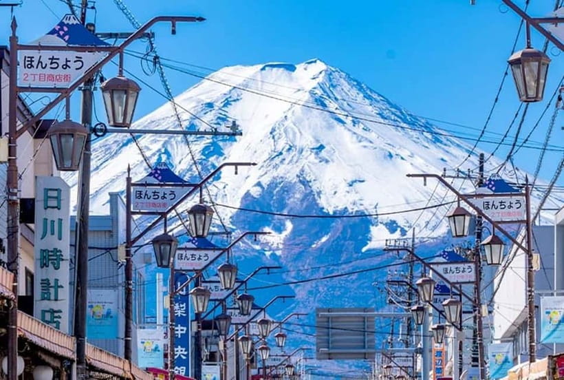 Halfway Up Mt,Fuji, Oshino Hakkai, Kawaguchiko from Tokyo - The long ride from Tokyo to Mount Fuji