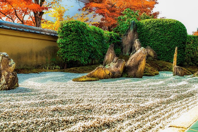 Hidden Kyoto E-Biking tour - Koto-in: shaded paths and a calmer temple mood