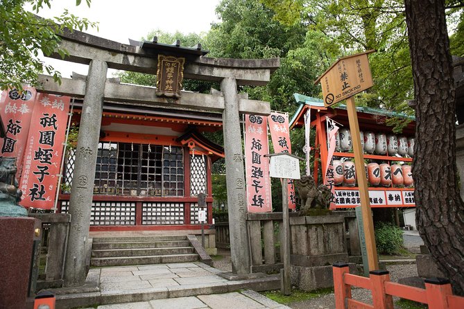 Highlights & Hidden Gems With Locals: Best of Kyoto Private Tour - The Kamo River and Kyoto’s everyday side