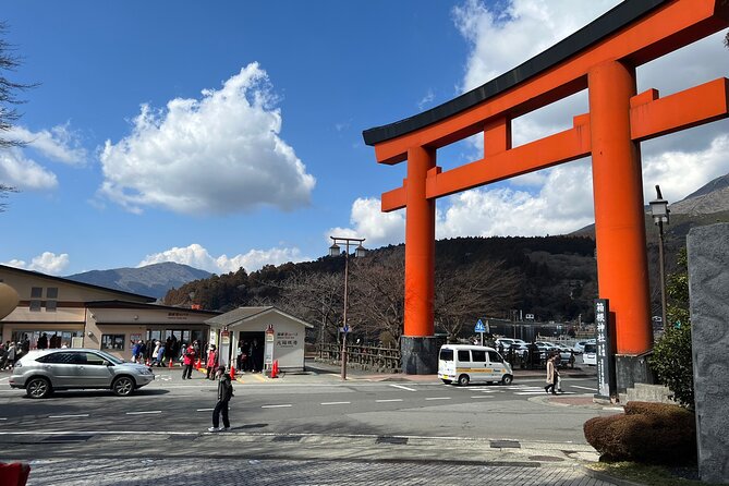 Hike Japan Heritage Hakone Hachiri with certified mountain guide - Starting at Hakone Yumoto and reaching Amazake Tea House