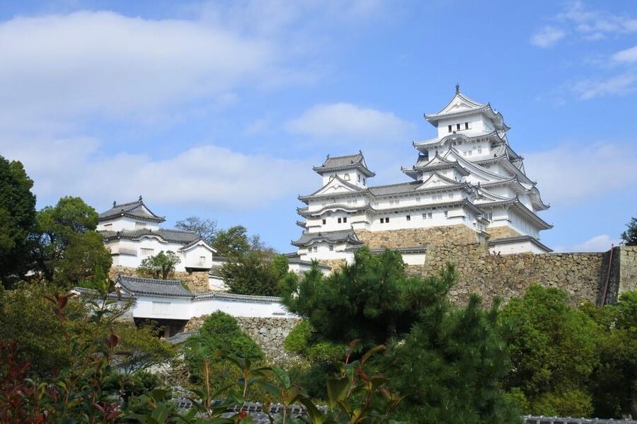 Himeji: Express Guided Tour of Himeji Castle in 90 Minutes - Key points at a glance