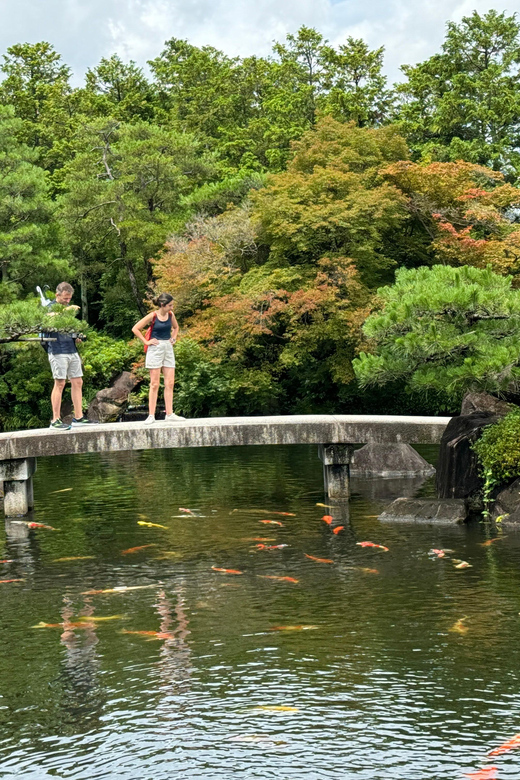 Himeji: Himeji Castle & Kokoen Garden 3.5-Hour Guided Tour - Who should book this experience