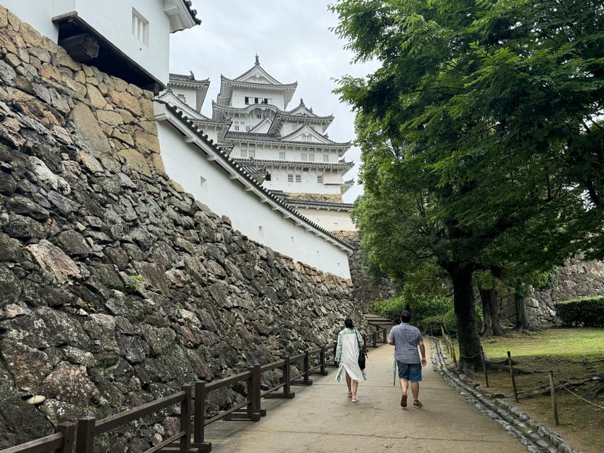 Himeji: Himeji Castle & Kokoen Garden 3.5-Hour Guided Tour - Practical details that shape the day