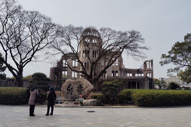 Hiroshima and Miyajima Private Guided Tour - The time problem: four hours is not eight