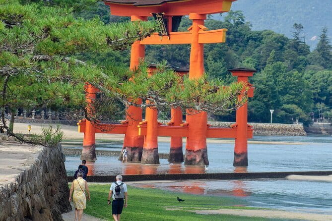 Hiroshima and Miyajima Private Guided Tour - Is $150 per person a fair price?