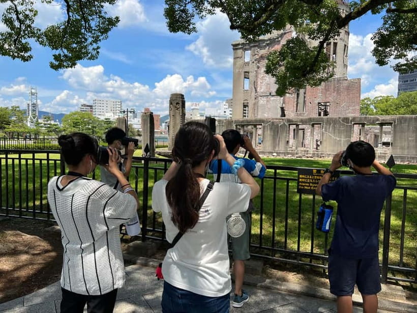 Hiroshima:Guided Virtual Tour/PEACE PARK TOUR VR - The Atomic Bomb Dome: seeing absence and survival