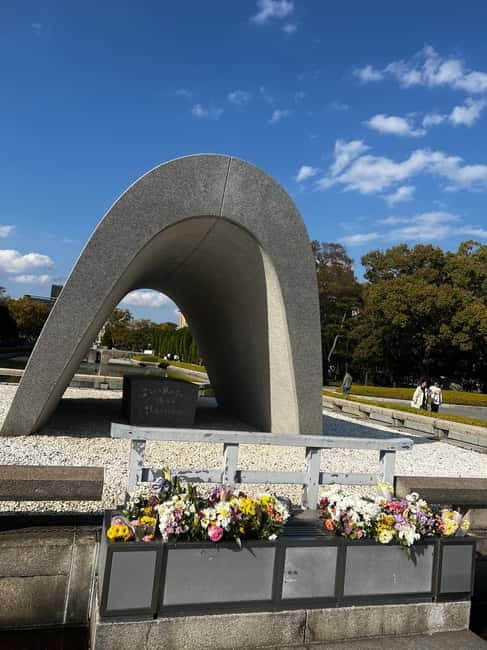Hiroshima Peace Memorial Park: A Guided Tour - Starting beneath the Atomic Bomb Dome