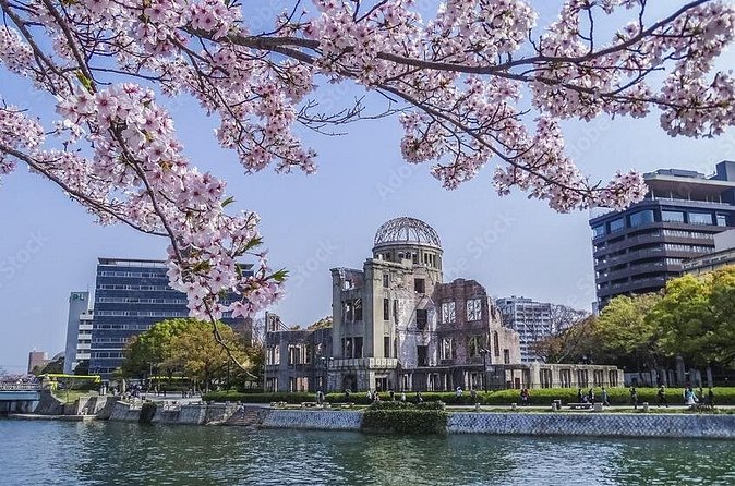 Hiroshima Peace Park & A-Bomb Dome Private Walking Tour (4 Hours) - Finding quiet at Shukkeien Garden
