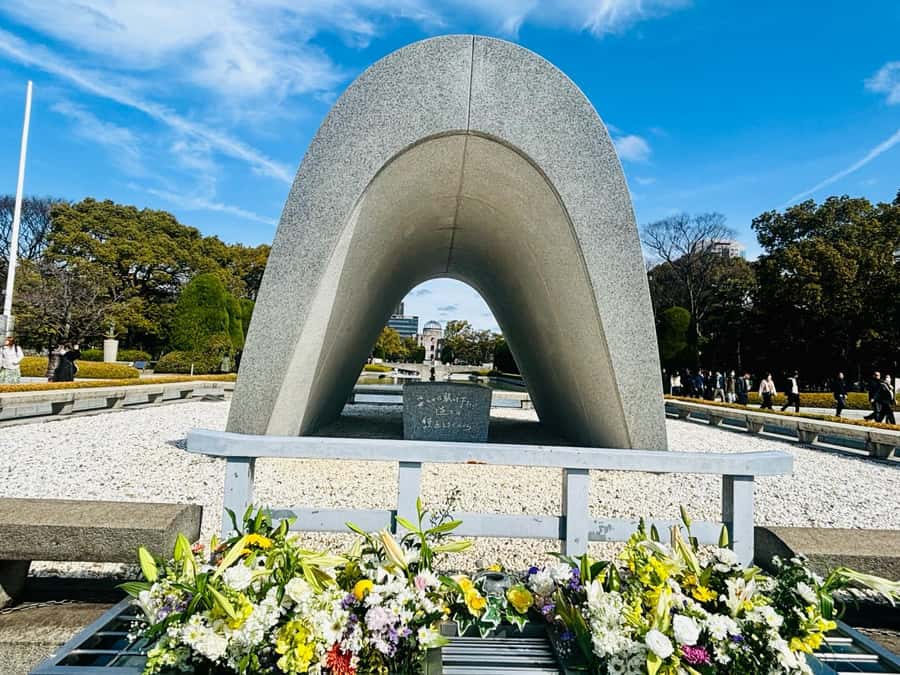 Hiroshima: Private City Highlights Walking Tour - Starting at 1-2 Nakajimachō