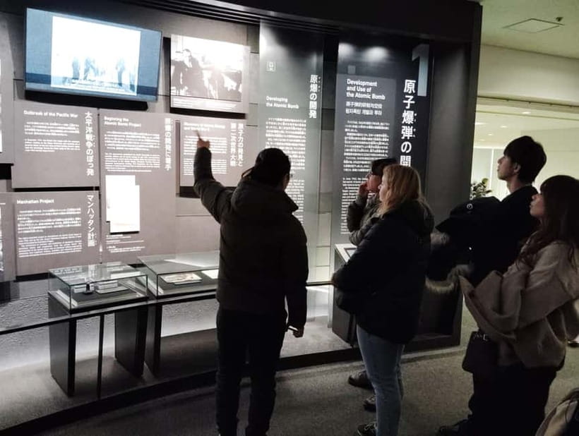 Hiroshima: Tour of Atomic Bomb Dome & Peace Memorial Museum - Seeing the Atomic Bomb Dome up close