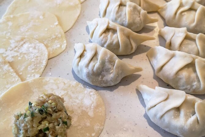 Home style Ramen and Homemade Gyoza in Kyoto - Making ramen soup with Nariko’s mother’s recipe