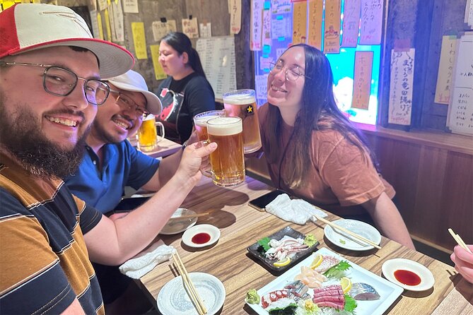 In Fukuoka! Guide to an izakaya only 100% locals know/Bar Hopping - Second stop: yakitori with salt or sauce
