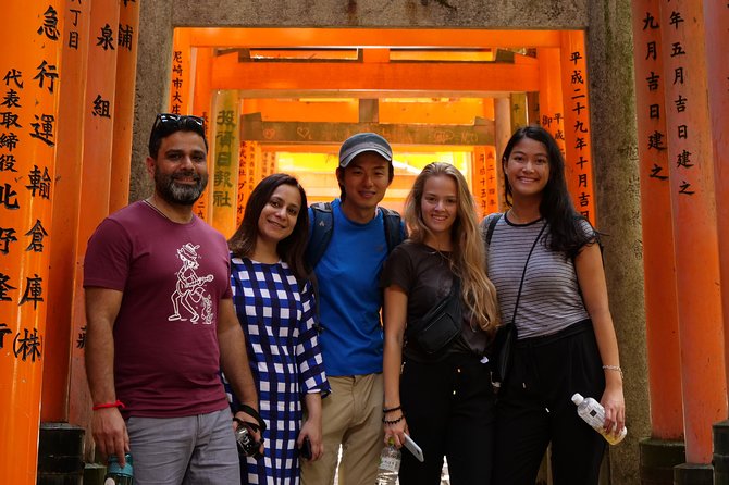 Inside of Fushimi Inari - exploring and lunch with locals - Why this Fushimi Inari walk feels different