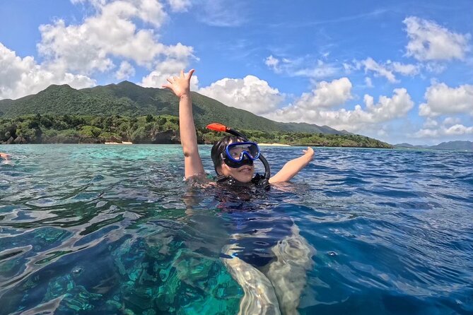 [Ishigaki]Mangrove SUP/Canoe + Blue Cave Snorkeling - Blue Cave and the surrounding snorkeling water