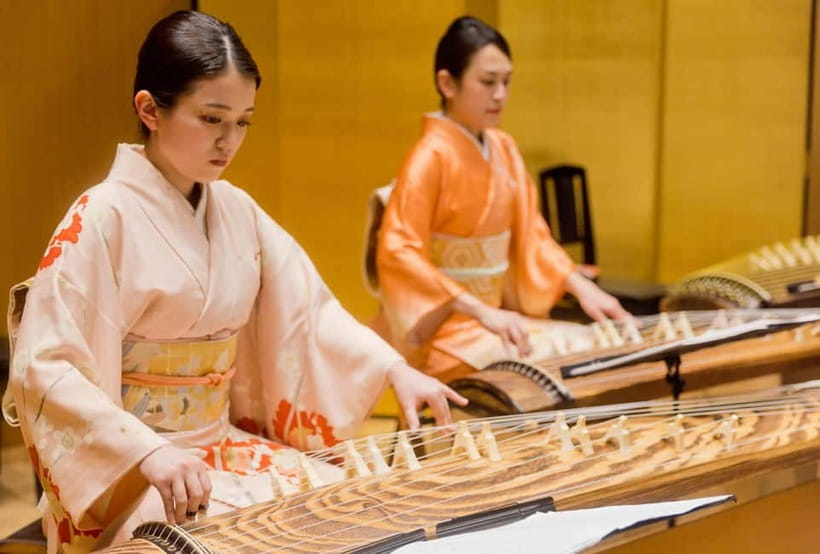 Japanese Traditional Music Show in Tokyo - How the one-hour program unfolds