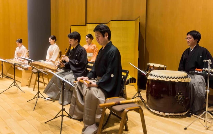 Japanese Traditional Music Show in Tokyo - A close look at the koto, shamisen, shakuhachi, and taiko