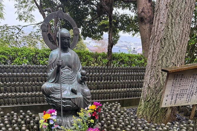 Kamakura Tours Half Day or Full Day Tours with a local guide. - Meeting the Great Buddha at Kotoku-in
