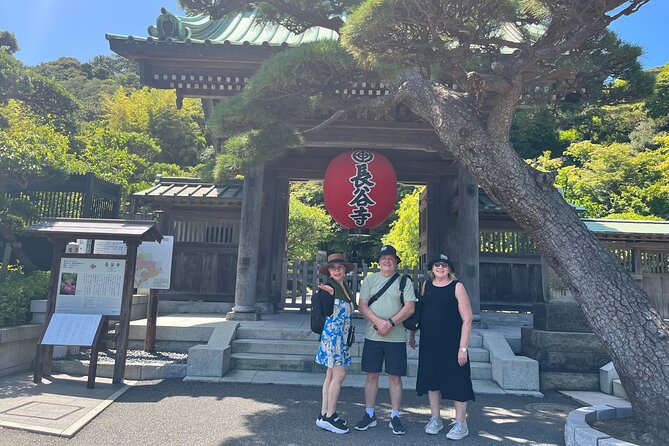 Kamakura Walking Tour - The City of Shogun - Hasedera Temple and the final stretch to Hase Station