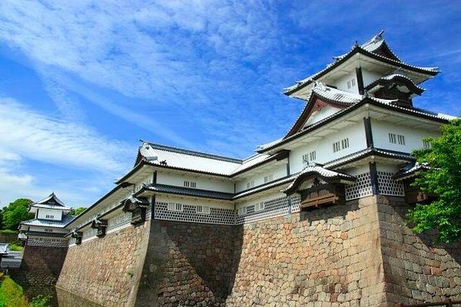Kanazawa 4hr Private Tour with Government Licensed Guide - Nagamachi: samurai streets with useful context