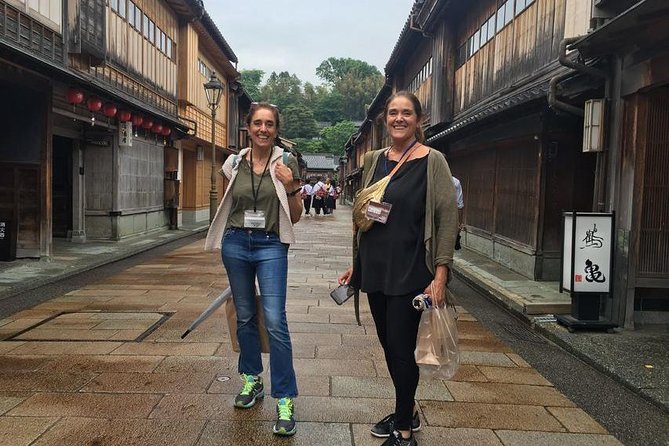 Kanazawa 6hr Private Tour with Government Licensed Guide - Nagamachi Samurai District and Kanazawa Castle
