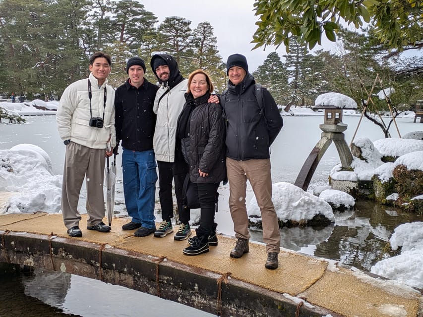 Kanazawa: Half-Day Private Guided Tour - The geisha district beyond the commercial streets