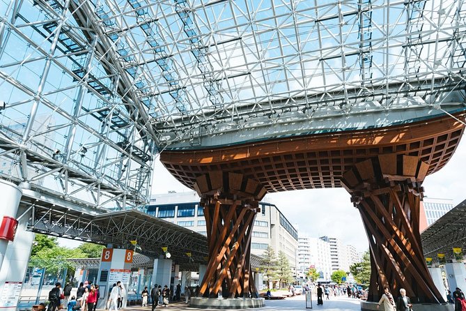 Kanazawa Like a Local: Private & Personalized Experience 2-3 hrs - Walking, meeting point, and timing