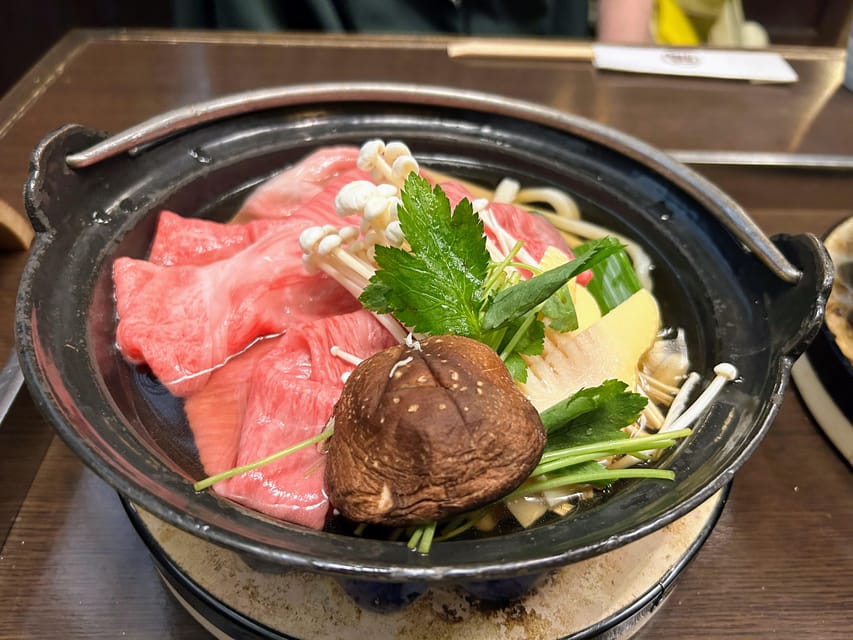 Kanazawa Night Tour With Full Course Meal - The guide makes the difference