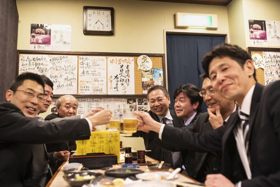 Kanazawa: Private Food Tasting Walking Tour - Katamachi comfort food: curry, Hanton rice, and ramen