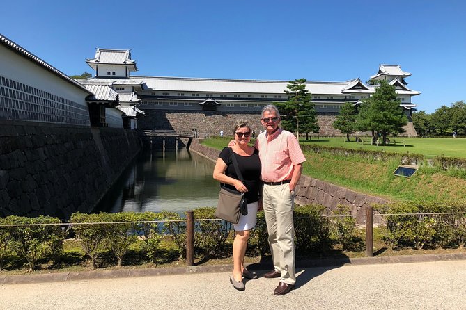Kanazawa Private Tour: Highlights of an Old Samurai Town - Kenrokuen Garden through the seasons