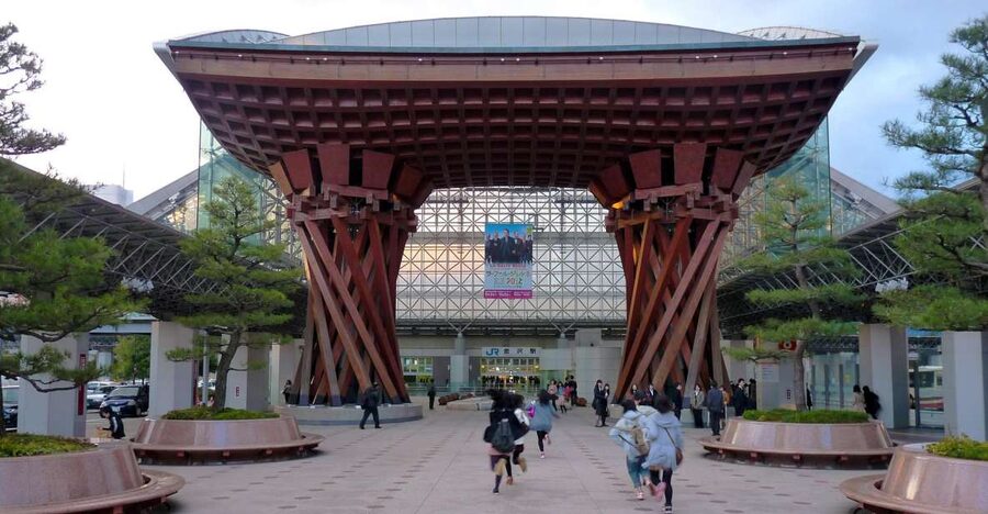 Kanazawa: Private Walking Tour with a Local - What this Kanazawa walk really offers
