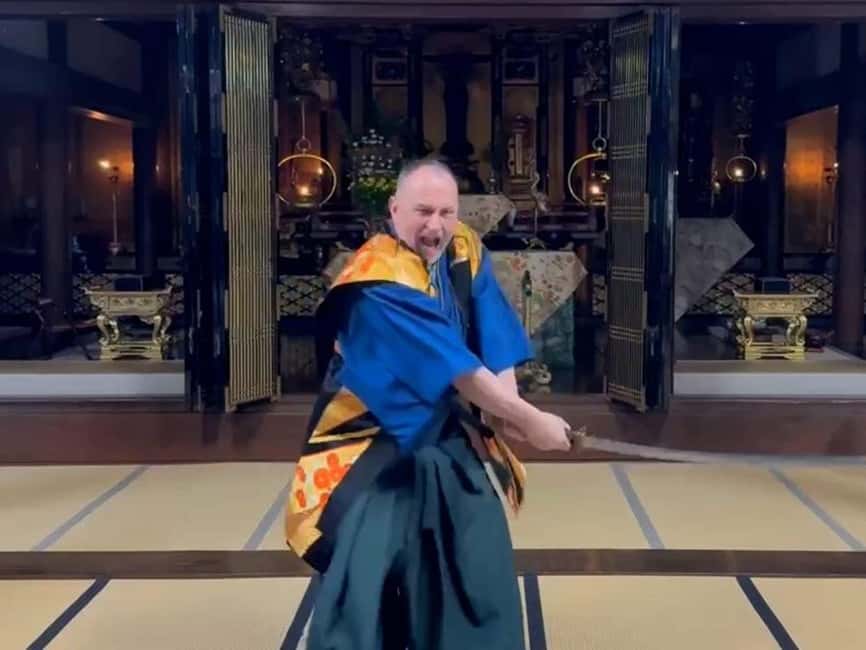 Kanazawa: Samurai Swordsmanship Lesson at a rented temple - Key points to know before booking