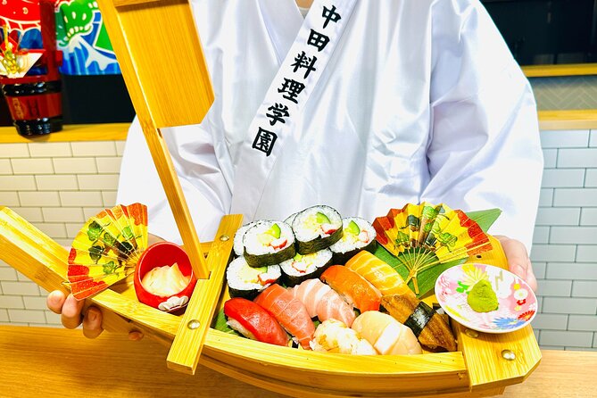 Kanazawa: Sushi & Japanese Cooking Class at a Historic School - Miso soup and the seasonal side dish