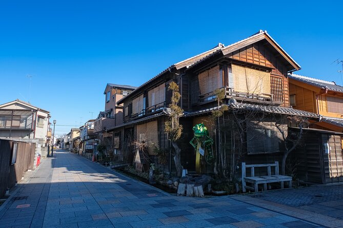 Kawagoe 4hr Private Tour with Licensed Guide (Kawagoe Dep) - Choose Hikawa Shrine for Shinto customs and love charms