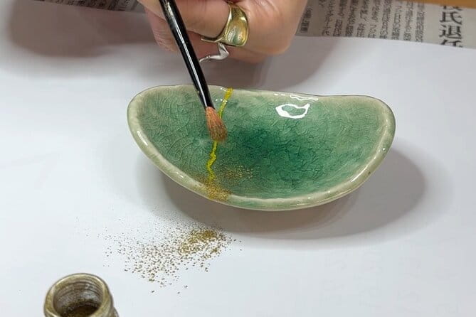 Kintsugi Experience in Naha, Okinawa - Art from Broken Pieces! - The calming side of working with broken pieces