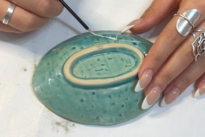 Kintsugi Experience in Naha, Okinawa - Art from Broken Pieces! - Arriving at Urushi Studio Kodemari in Maejima