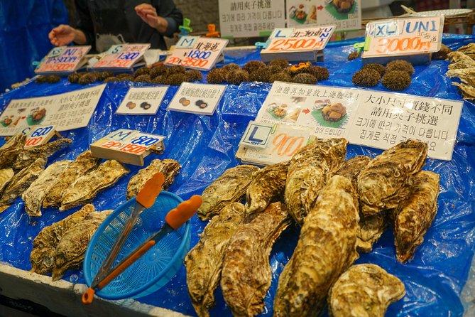 Kuromon Market Food Walking Tour in Osaka (6 stops, 6 tastes) - Doguyasuji: the kitchenware street