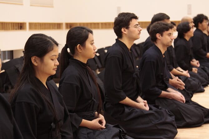 Kyoto 2 Hours Genuine Kendo / Samurai Experience In Japan - The first lesson: bowing, manners, and kendo’s purpose