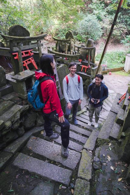 Kyoto: 3-Hour Fushimi Inari Shrine Hidden Hiking Tour - Climbing Mount Inari through torii gates