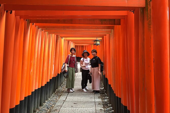 Kyoto 6h Private Tour Fushimi Inari, Kiyomizu, Gion & Hidden Gems - Chishaku-in offers a quiet garden pause