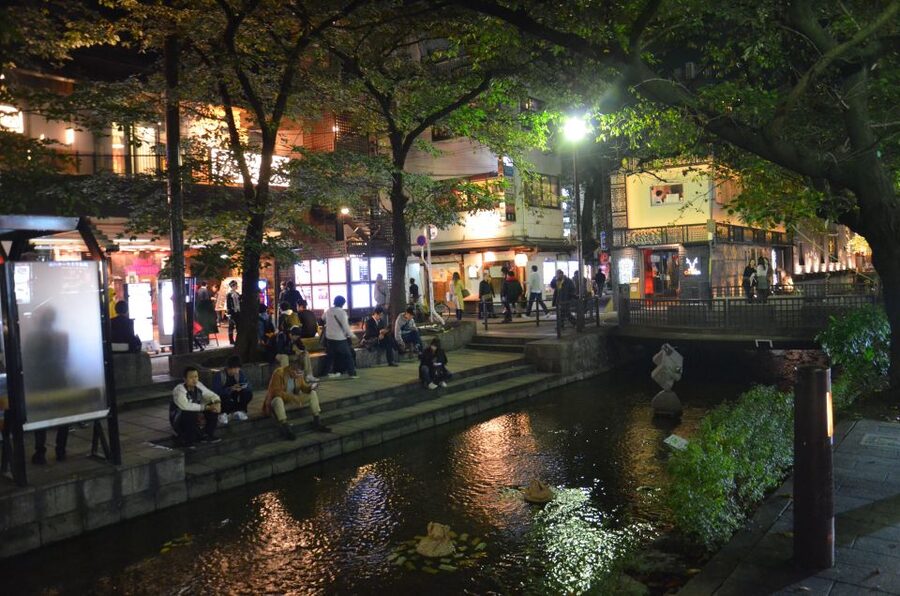Kyoto: Casual Pontocho Evening Food Tour - Practical details that can save your evening