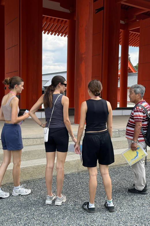 Kyoto: Discover Every Bit of Kyoto Imperial Palace - The gardens provide the quietest moments