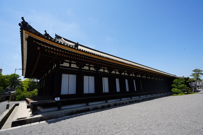 Kyoto Early Morning E Biking Tour Fushimi Inari Kiyomizu Temple - Fushimi Inari and its thousands of red gates