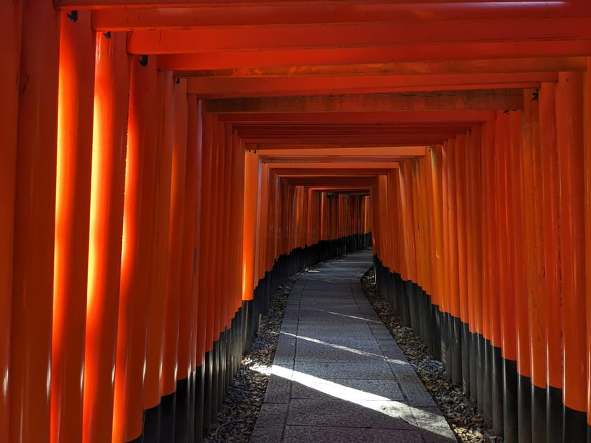 Kyoto: Early Morning Fushimi Inari Shrine - Beat the Crowds - Guides who make the difference