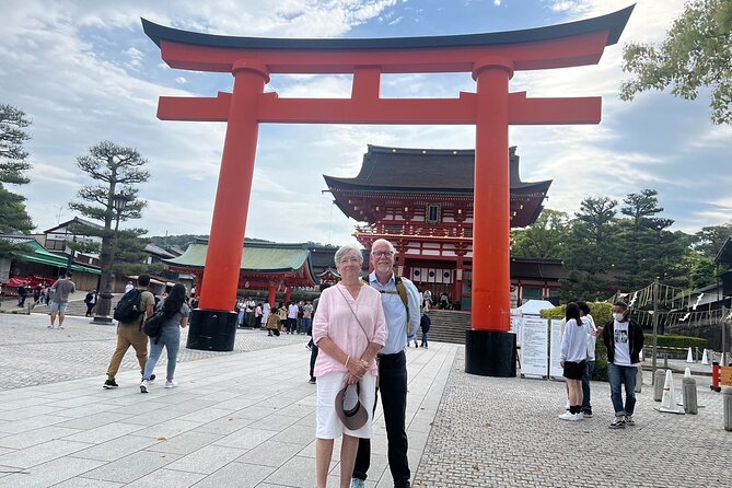 Kyoto Early Morning Tour with English-Speaking Guide - What the guides add to the three stops