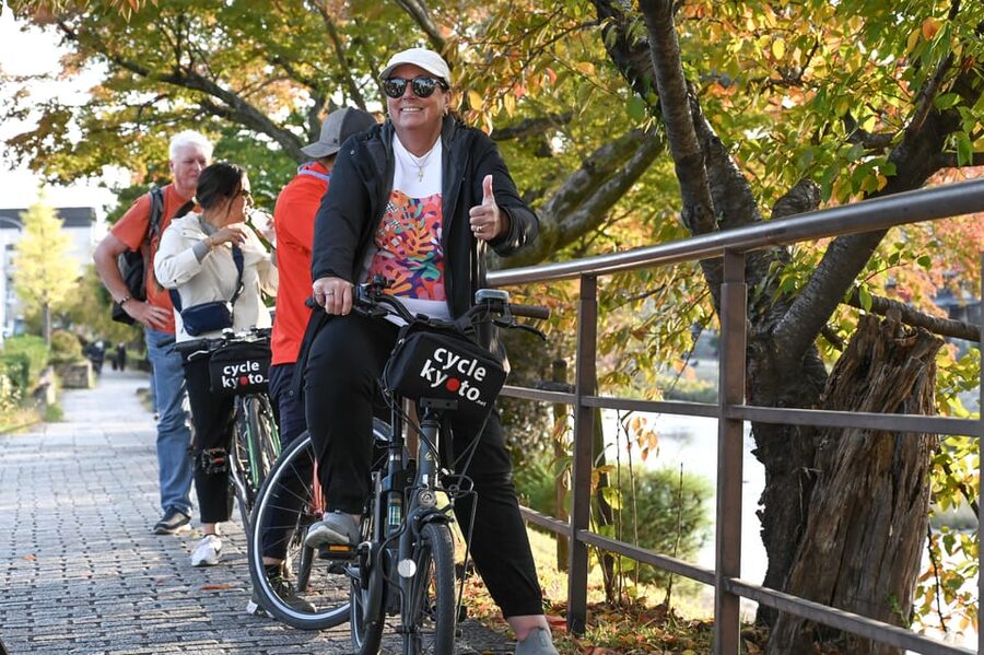 Kyoto: Full Day Bike Tour - Tofukuji and Fushimi Inari finish the ride strongly