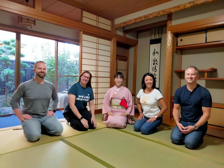Kyoto Fushimiinari:Wagashi Making & Small Group Tea Ceremony - A quiet change of pace near Fushimi Inari